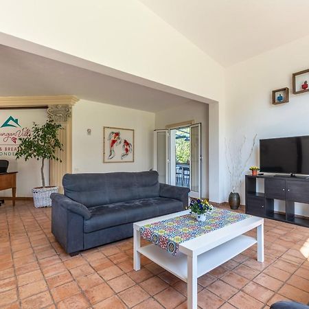 Bouganville Home Мондело Екстериор снимка