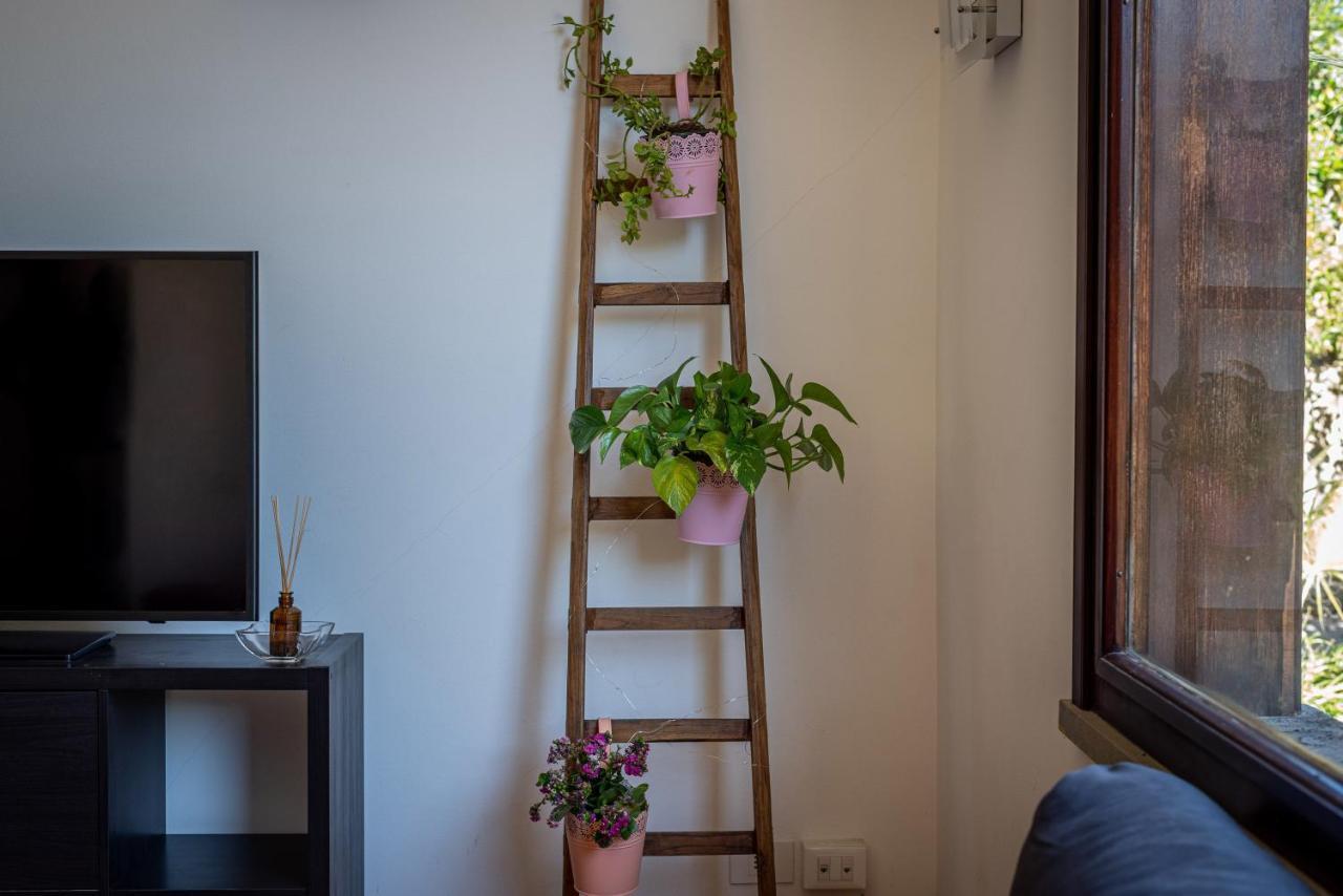 Bouganville Home Мондело Екстериор снимка