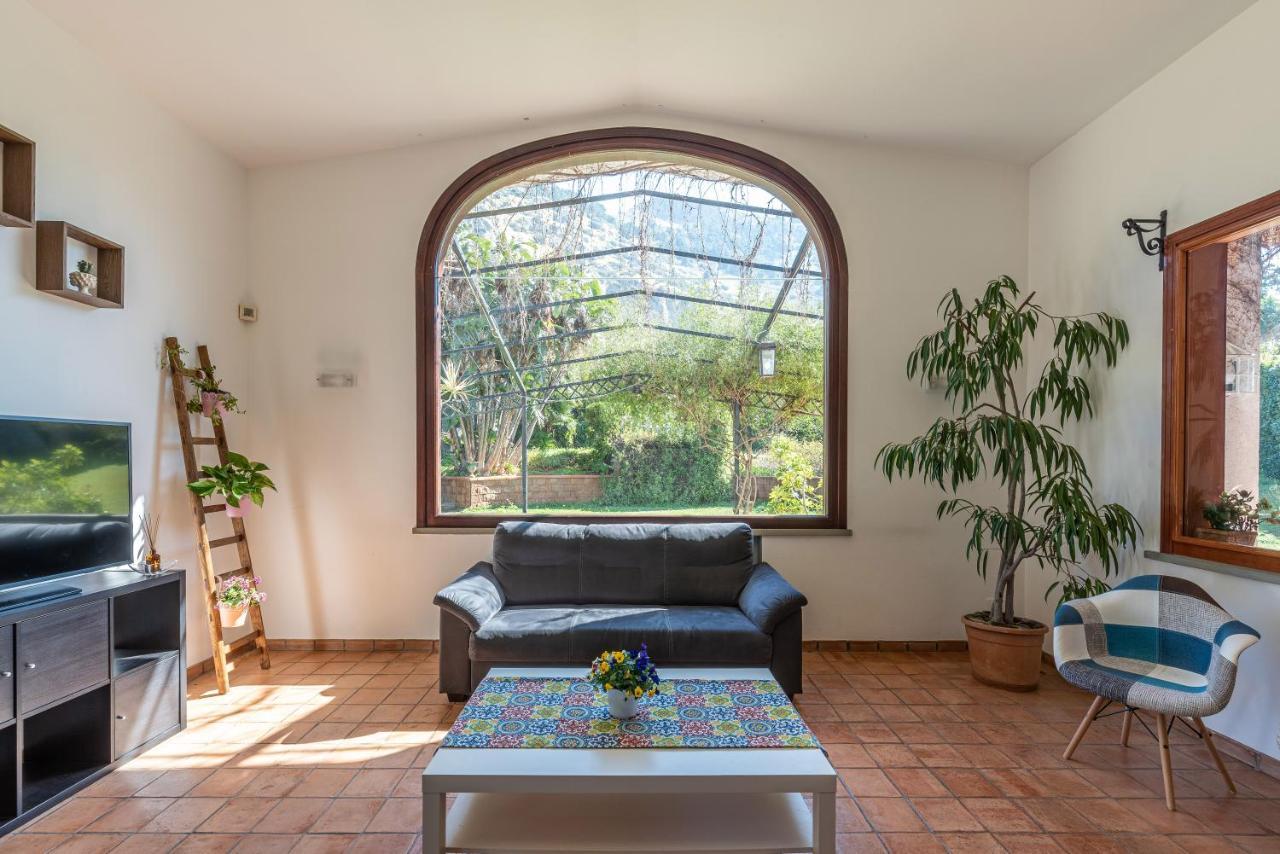 Bouganville Home Мондело Екстериор снимка