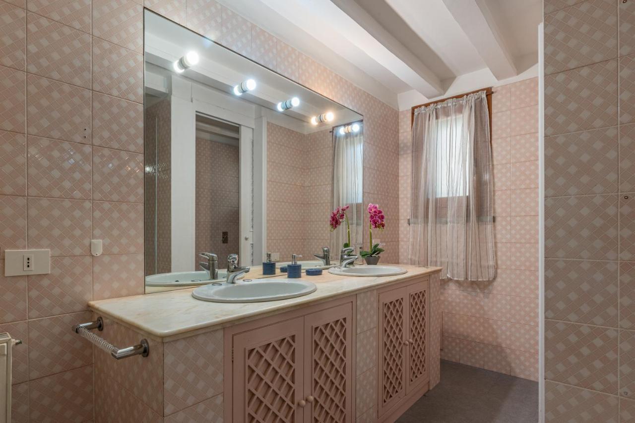 Bouganville Home Мондело Екстериор снимка