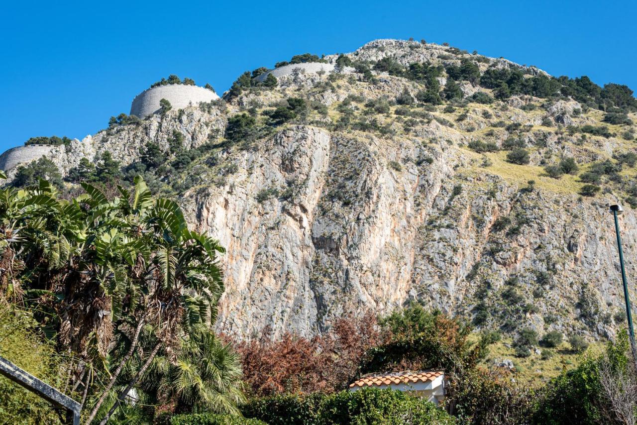 Bouganville Home Мондело Екстериор снимка